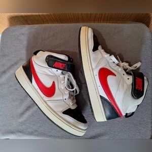Nike Court Borough Mid 2 White University Red Size 6.5Y